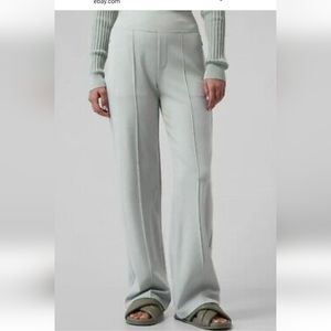 - -Athleta East bound grayish green front and back seam zipper pocket pull …